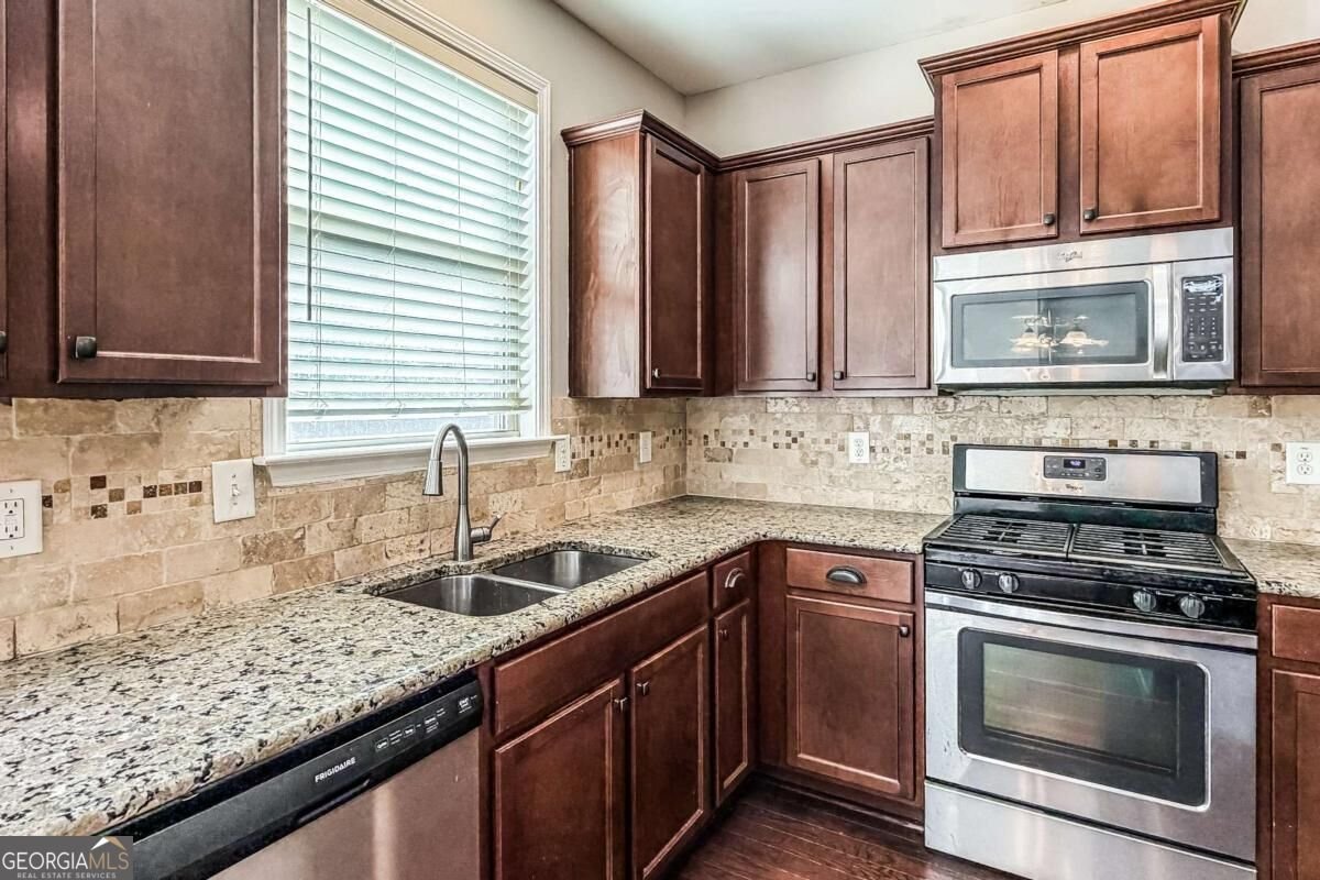 449 Rockford Pass Marietta - Photo 10