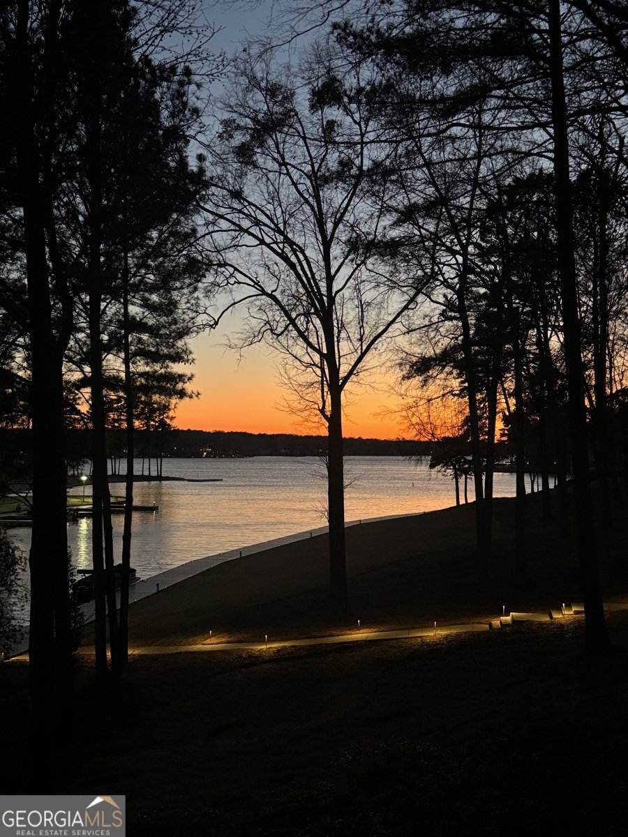 1001B Marina Cove Lane Greensboro - main photo