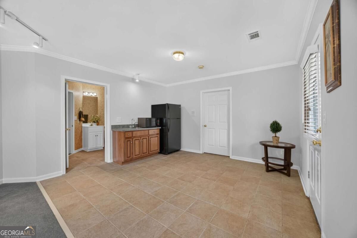 133 Saint Marks Drive Stockbridge - Photo 38