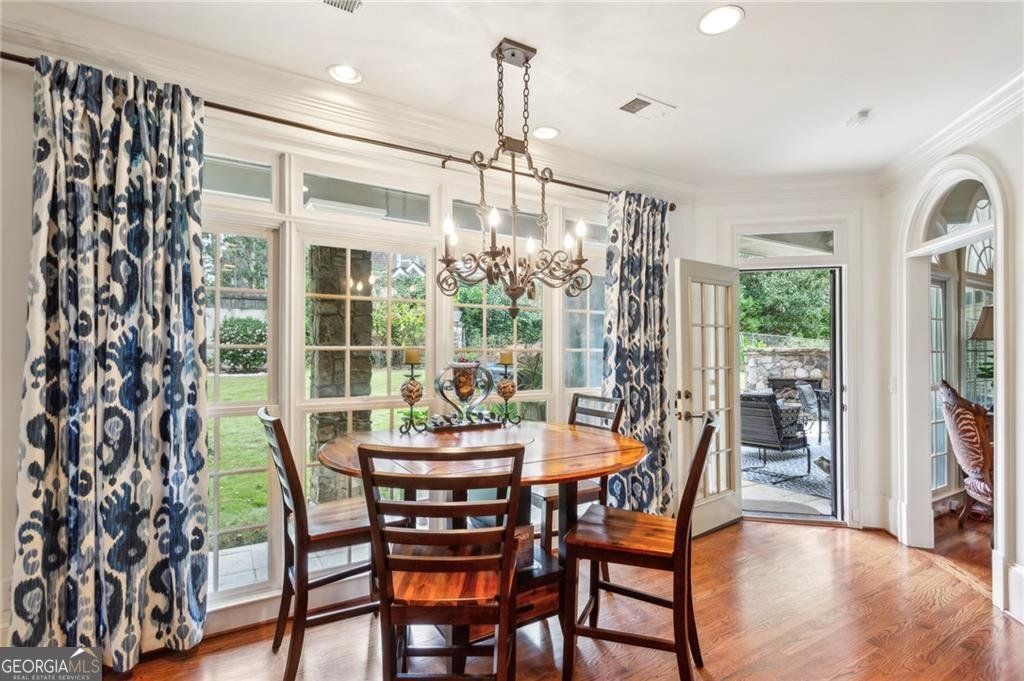 125 Claridge Drive Sandy Springs - Photo 7