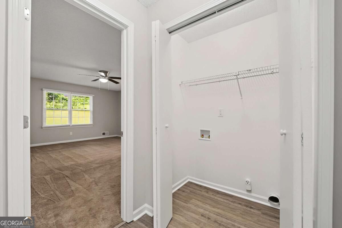 654 Village Creek Drive Lilburn - Photo 8