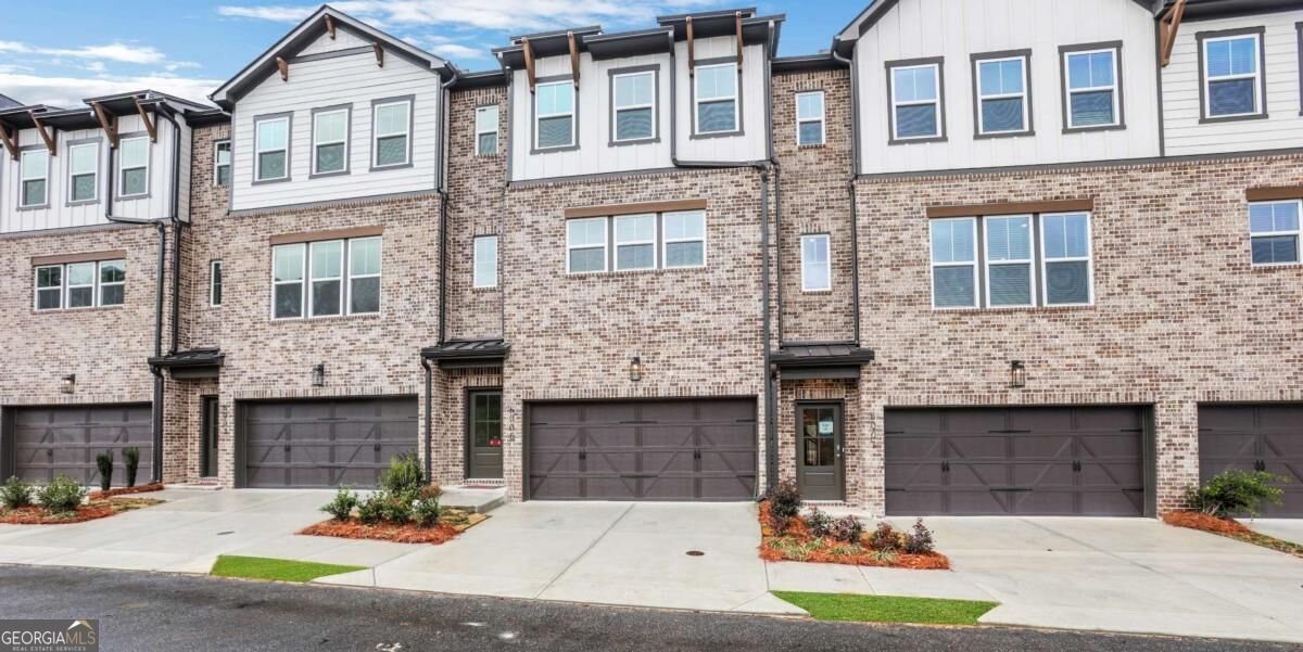 326 Sunset Hollow Street Sugar Hill - main photo