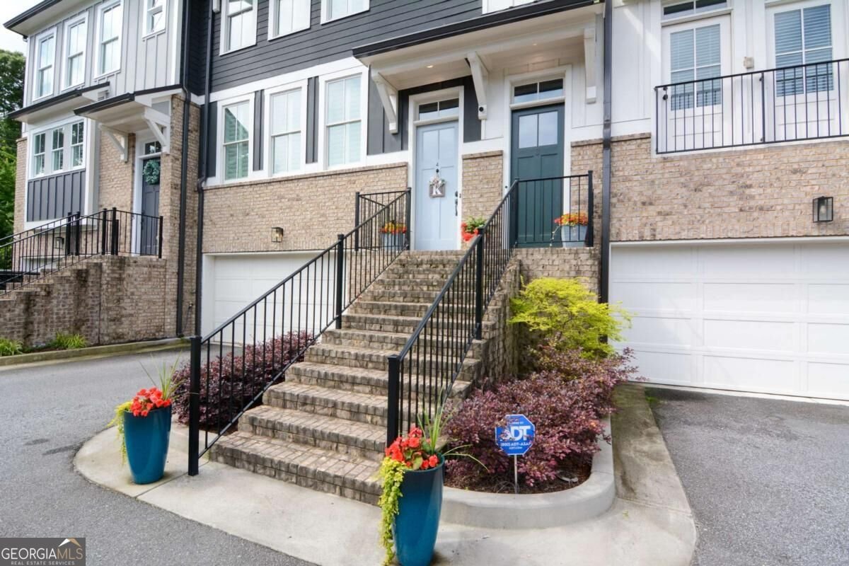 370 Thrasher Street Norcross - main photo