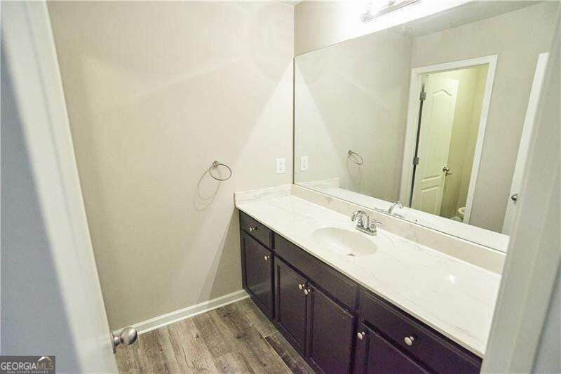 177 Townview Drive Woodstock - Photo 13
