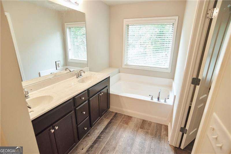 177 Townview Drive Woodstock - Photo 18