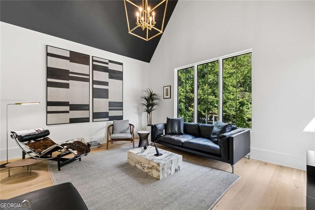 765 Heards Ferry Road Sandy Springs - Photo 19
