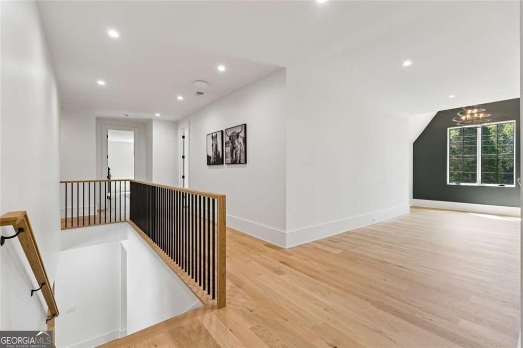 765 Heards Ferry Road Sandy Springs - Photo 29