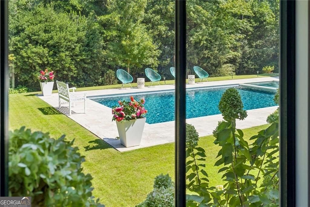 765 Heards Ferry Road Sandy Springs - Photo 32