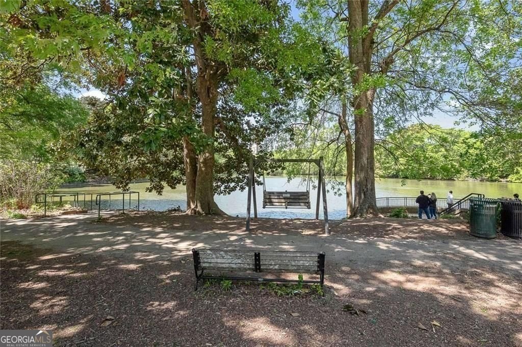 1691 Friar Tuck Road Atlanta - Photo 40