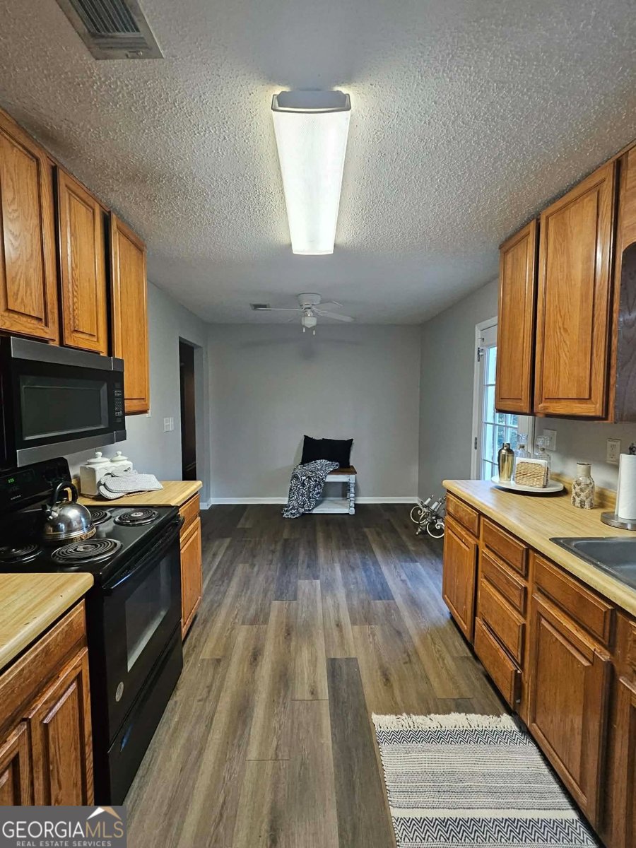 214 Jason Way Macon - Photo 8