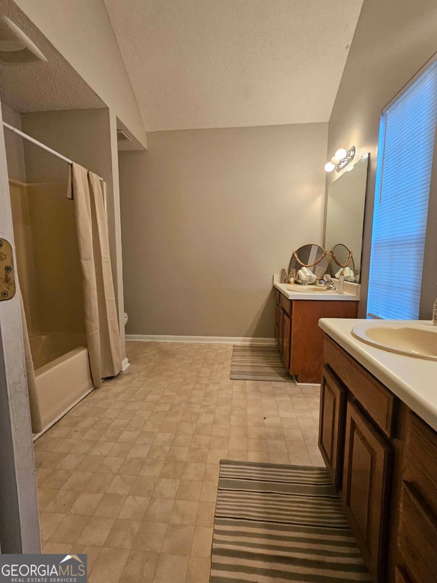 214 Jason Way Macon - Photo 9