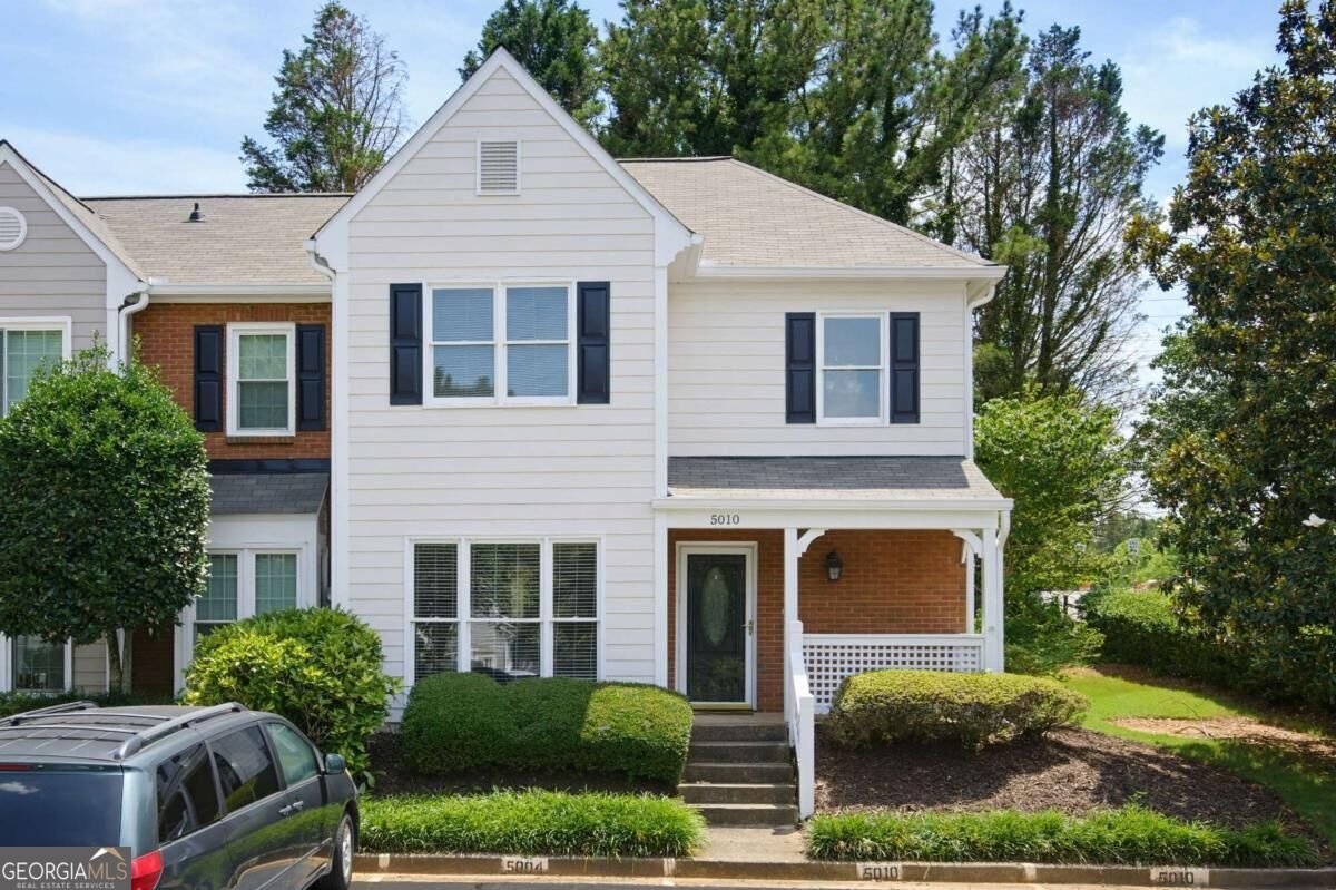 5010 Avalon Drive Alpharetta - main photo