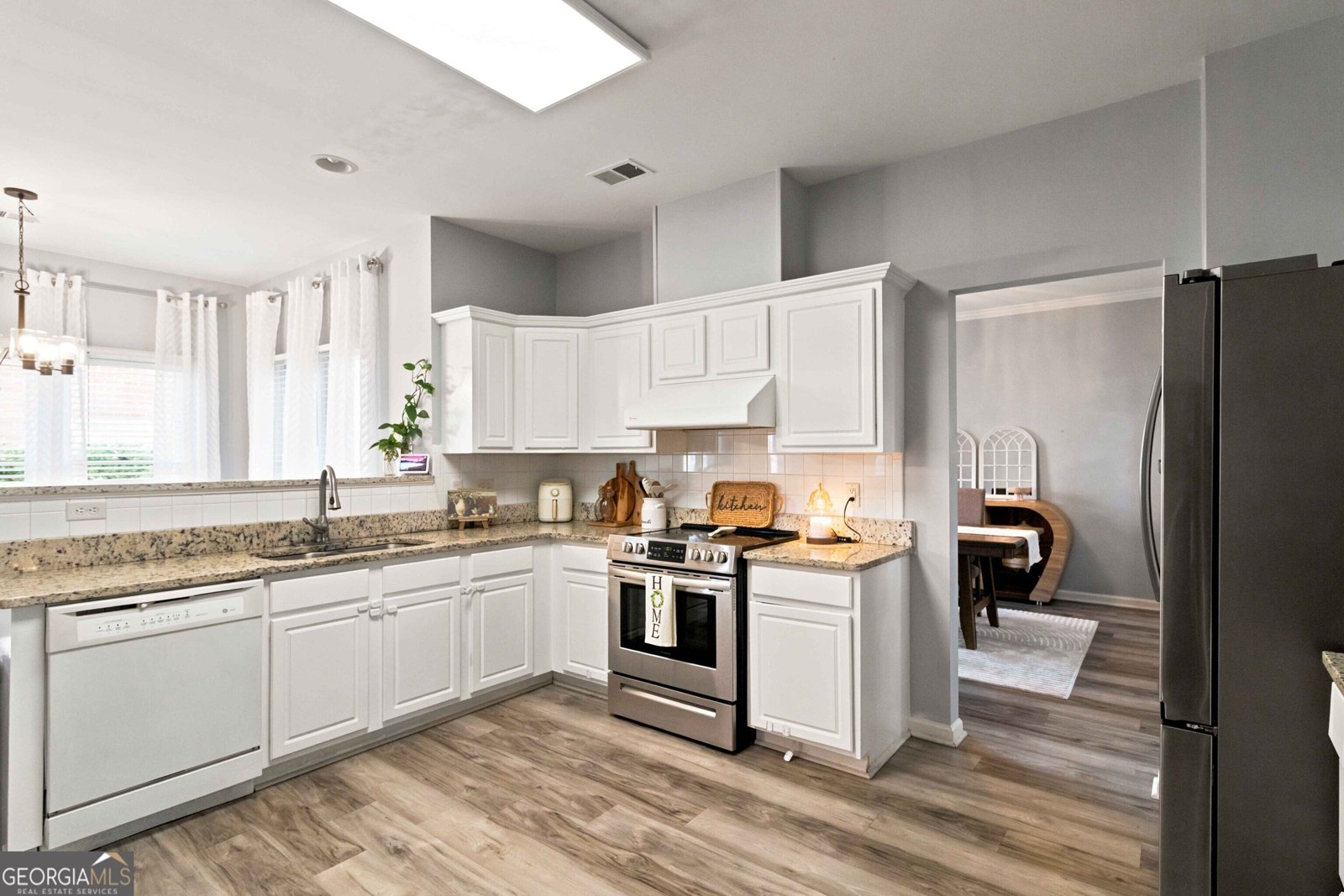 5585 Martin Grove Drive Lilburn - Photo 10