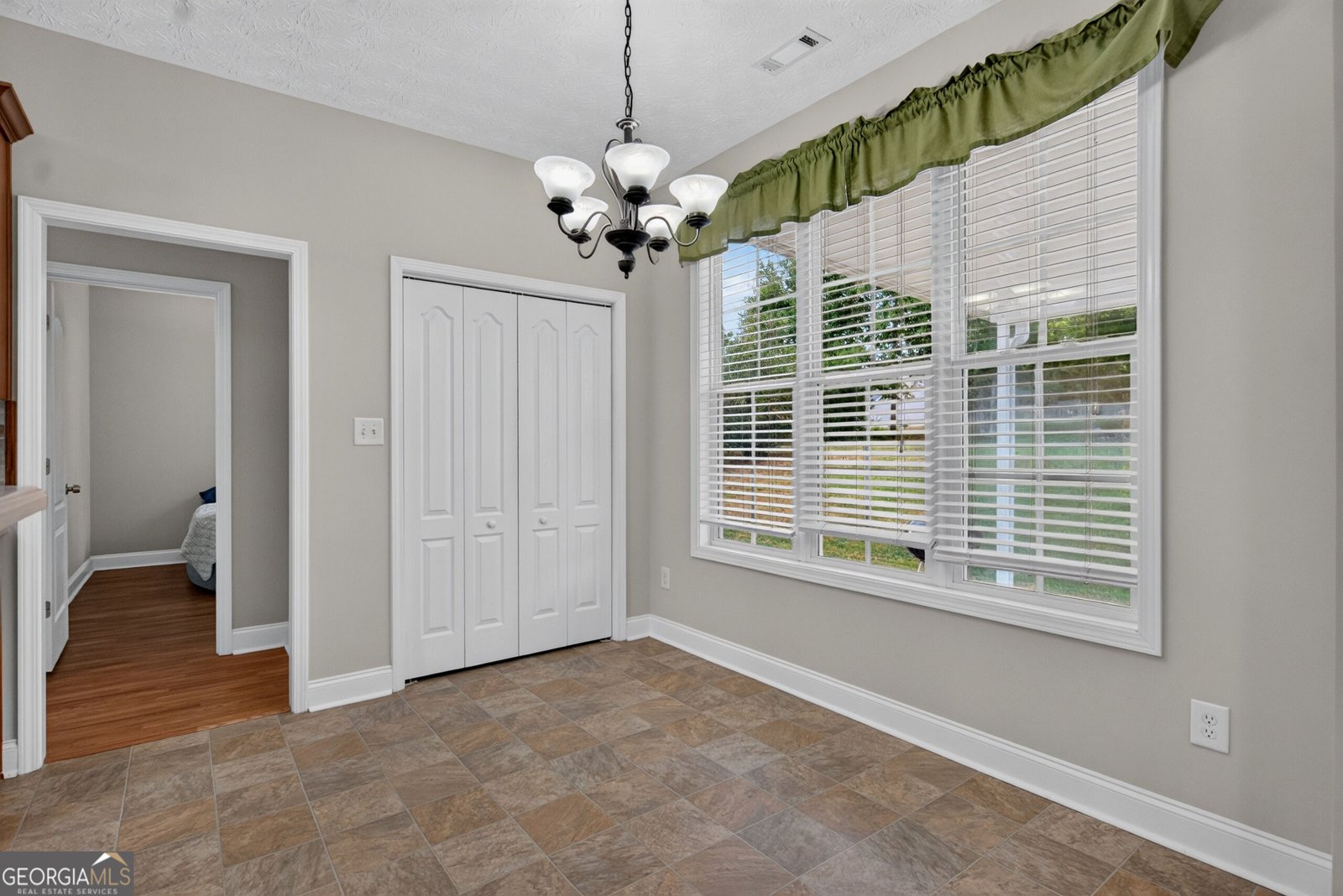 105 Churchill Drive Lagrange - Photo 18