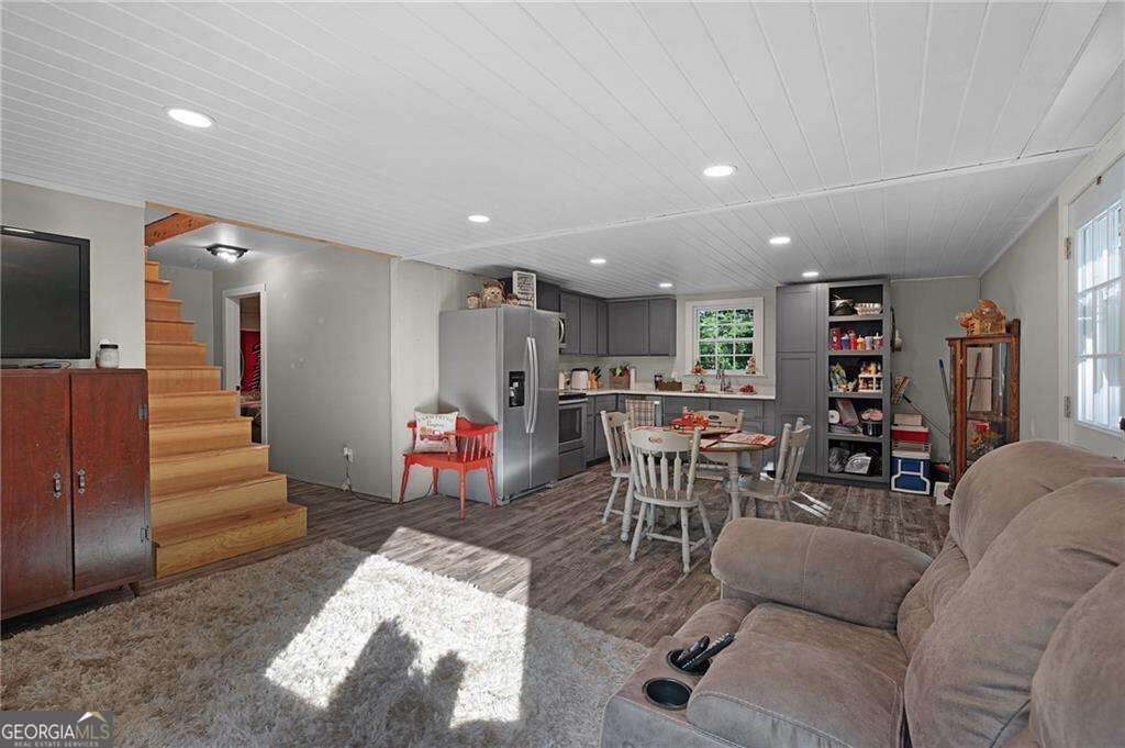 678 River Bend Road Plainville - Photo 10