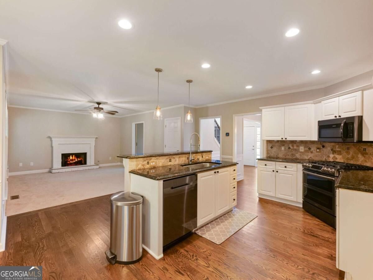 2462 Kaley Walk Kennesaw - Photo 18