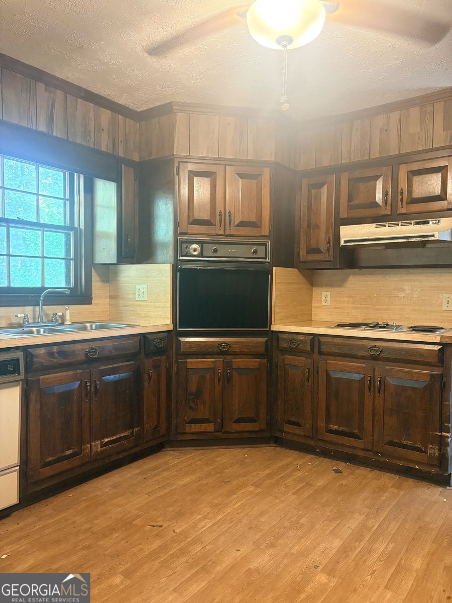 8164 New Calhoun Road Adairsville - Photo 7
