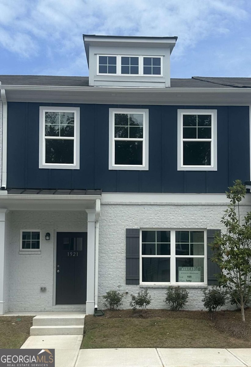 1922 Christine Way Conyers - main photo