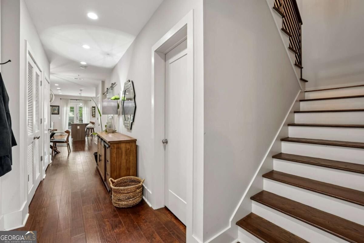 307 Canton Way Roswell - main photo