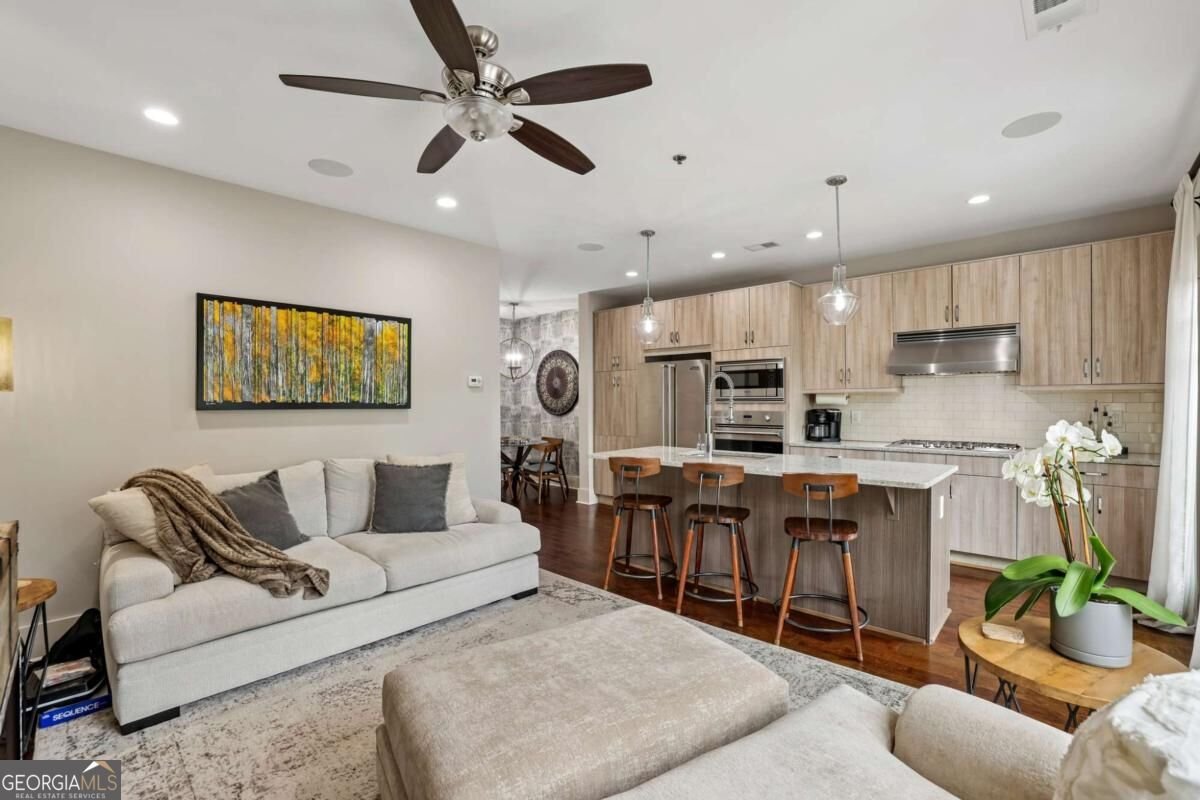 307 Canton Way Roswell - Photo 10