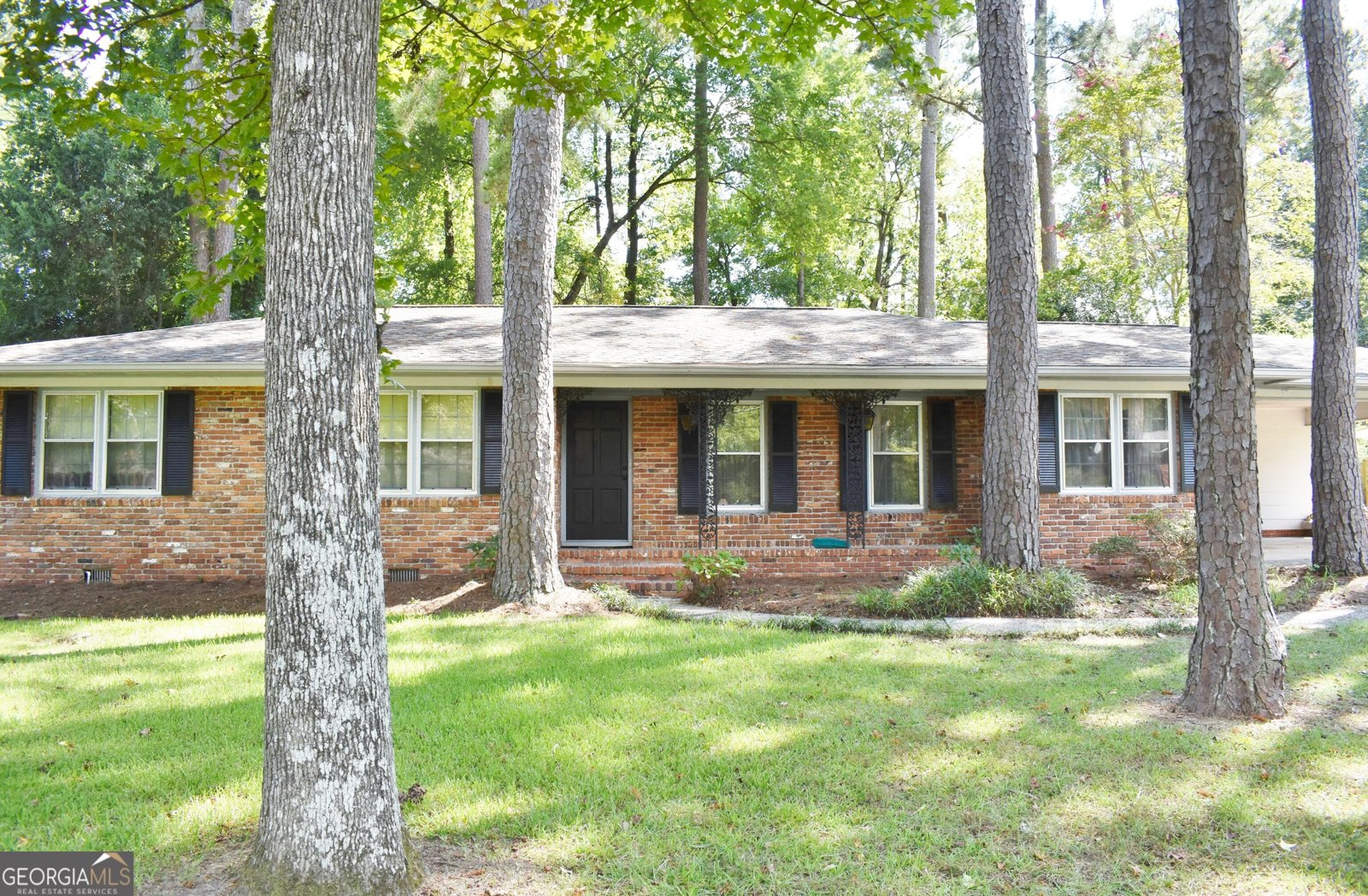 4664 Lattimore Drive Macon - main photo