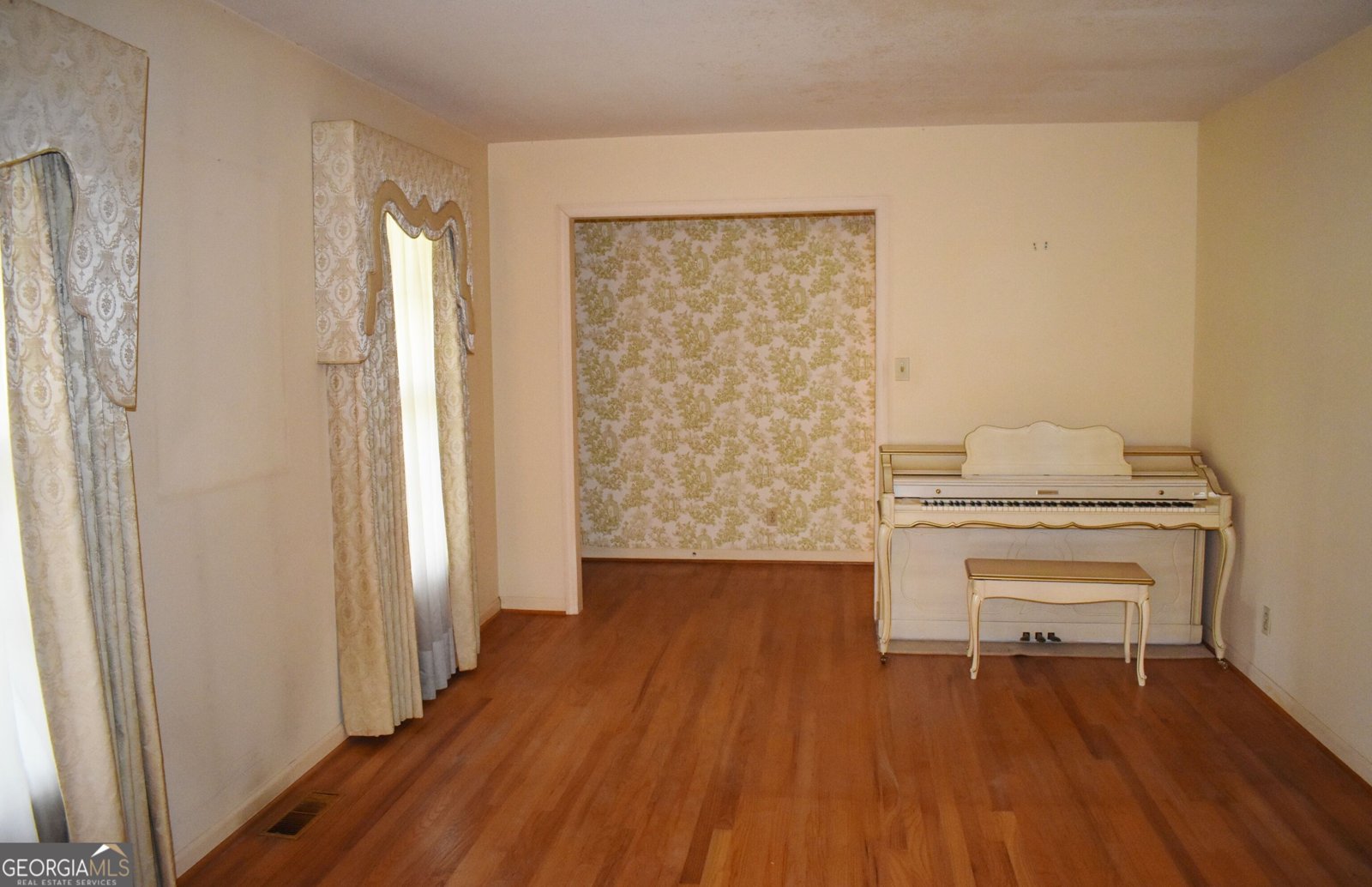 4664 Lattimore Drive Macon - Photo 9