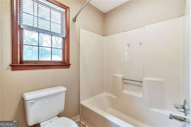 1306 Arlene Court Lilburn - Photo 14