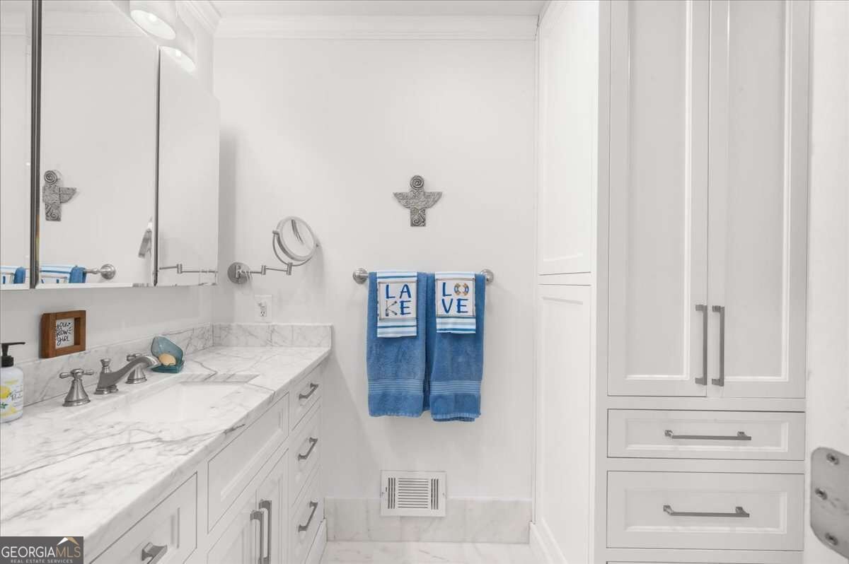 5823 Lakeshore Drive Buford - Photo 7