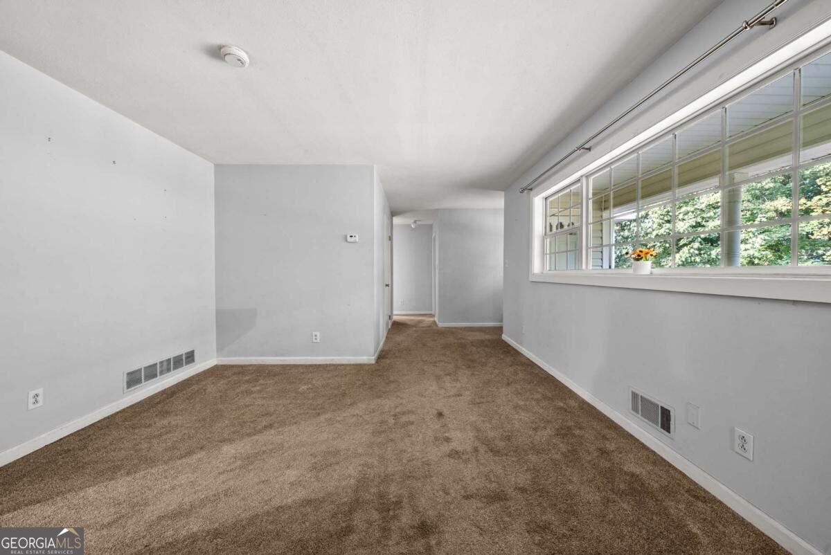 109 Lakeview Circle Cumming - Photo 10