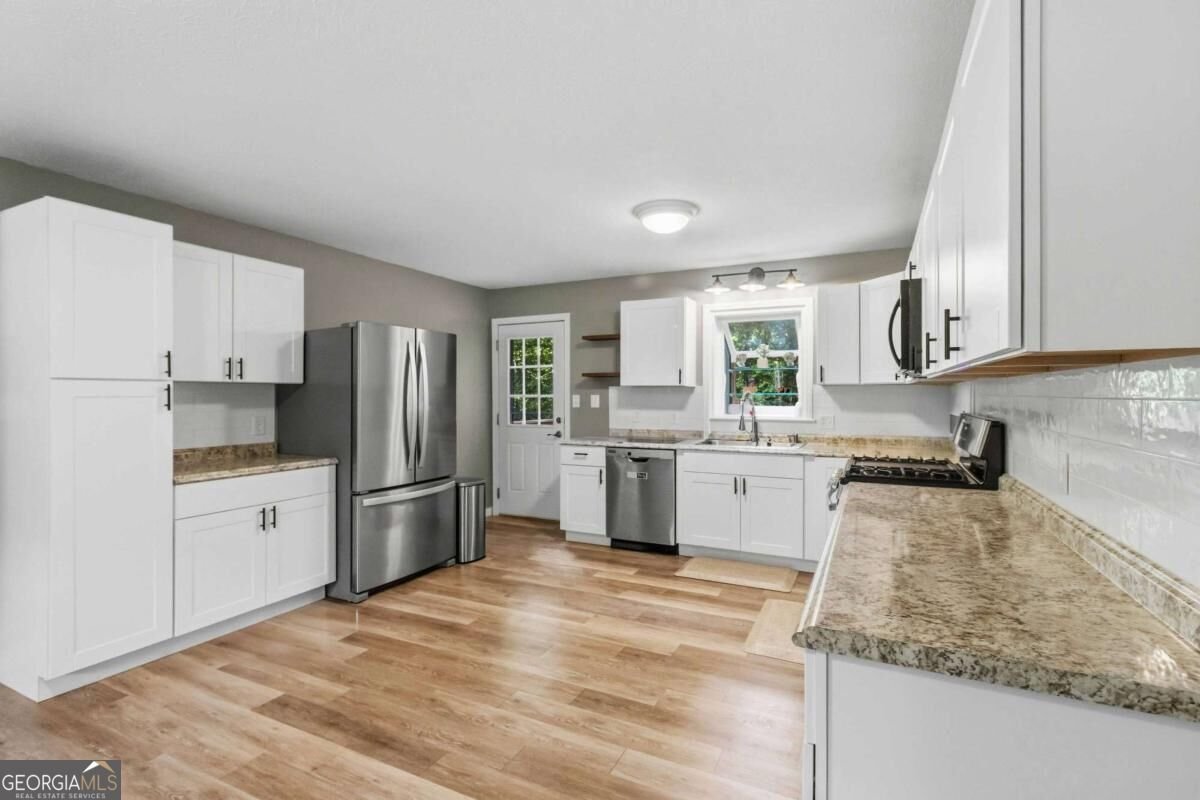 606 Echo Lane Woodstock - Photo 11