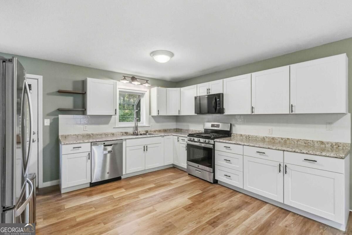606 Echo Lane Woodstock - Photo 12