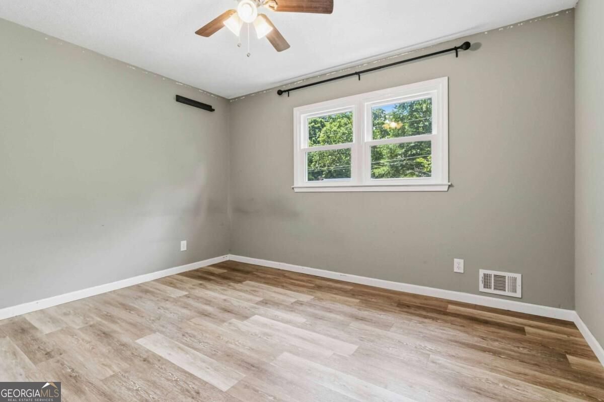 606 Echo Lane Woodstock - Photo 18