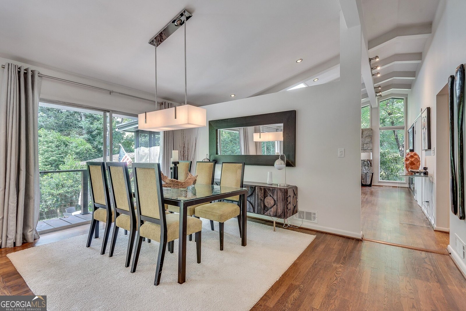 2588 Flair Knoll Drive Atlanta - Photo 10