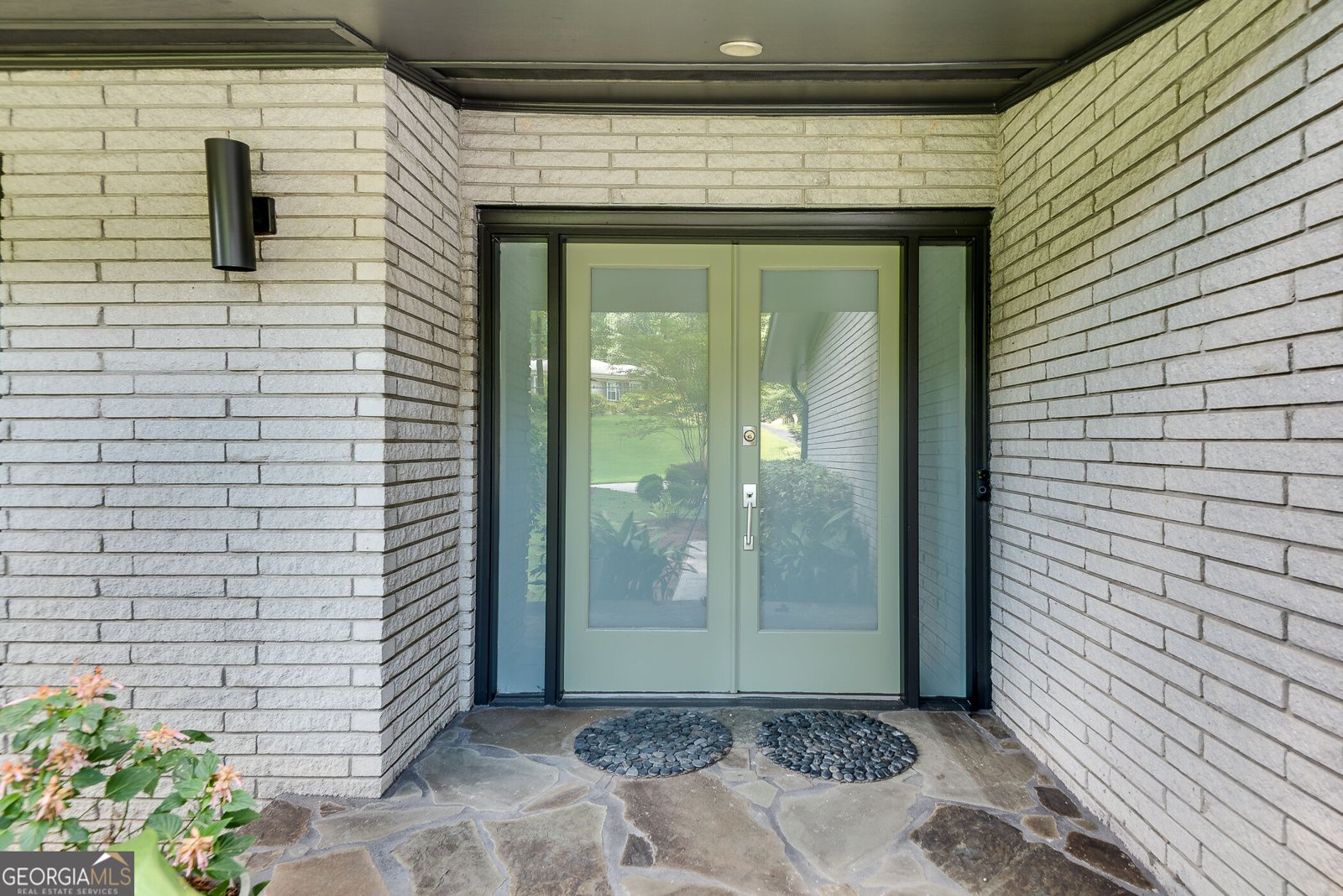 2588 Flair Knoll Drive Atlanta - Photo 6