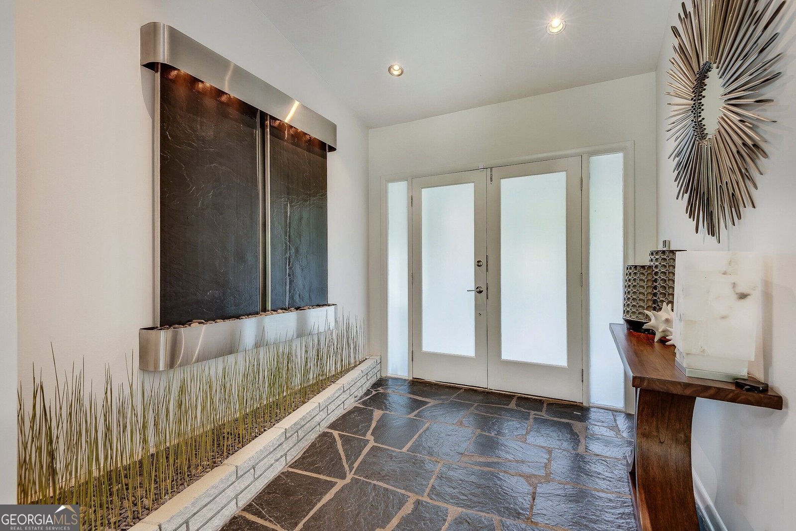2588 Flair Knoll Drive Atlanta - Photo 8