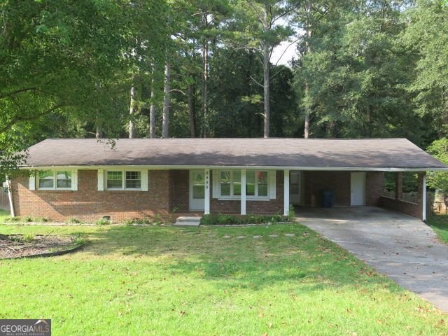 2455 Thornton Drive Atlanta - main photo
