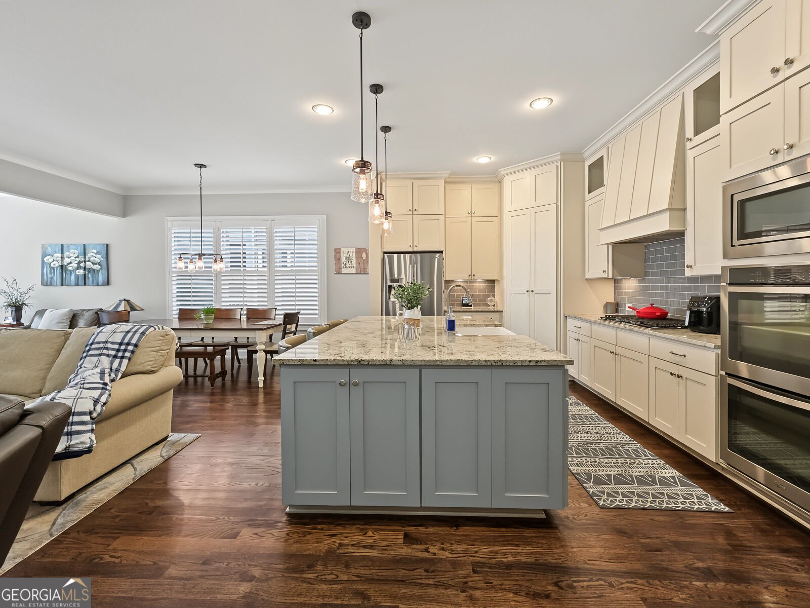 288 Fowler Woodstock - Photo 8