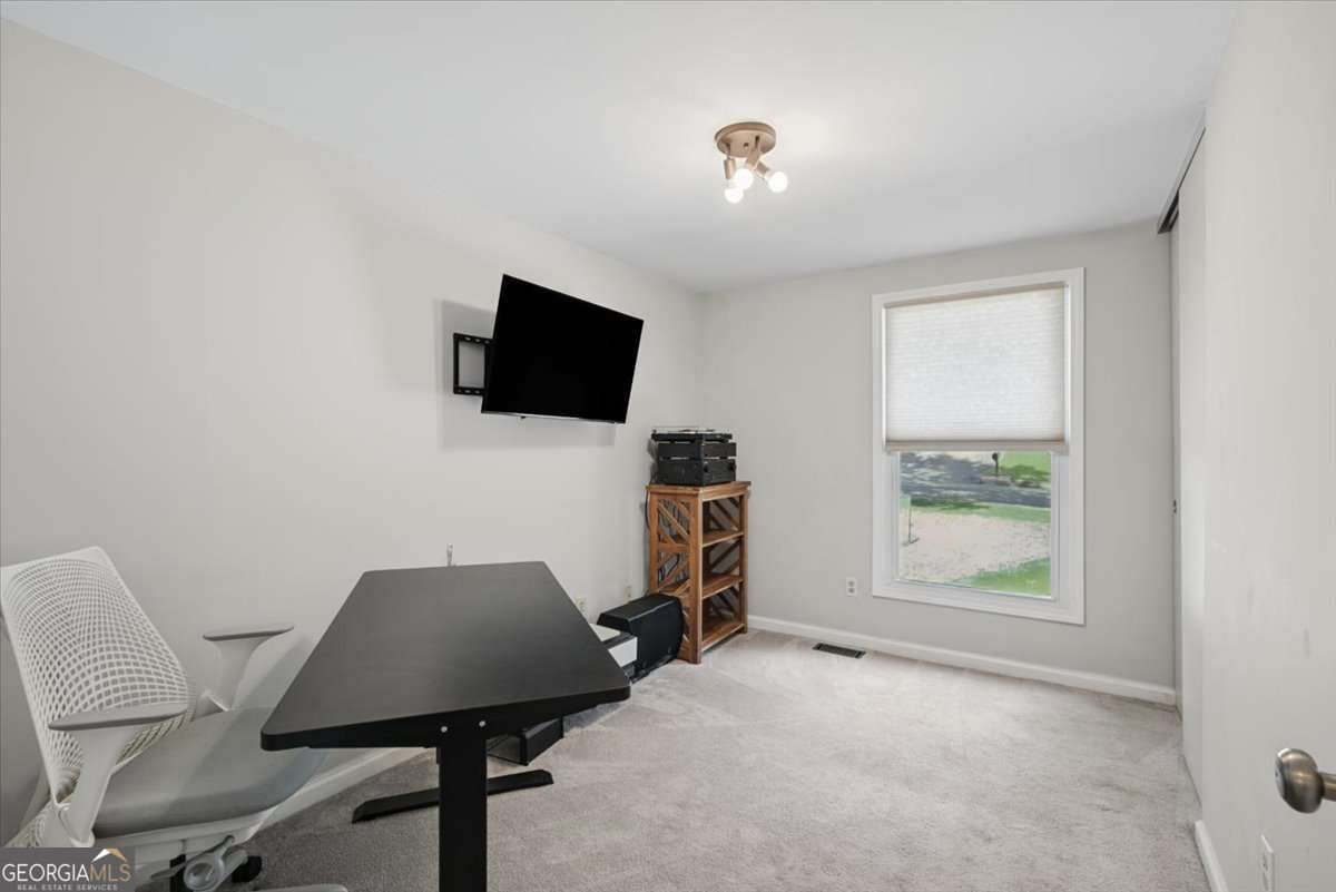 9682 Pond Circle Roswell - Photo 16