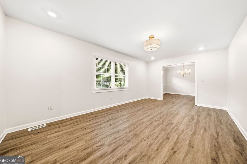 231 Suburban Drive Kennesaw - Photo 12