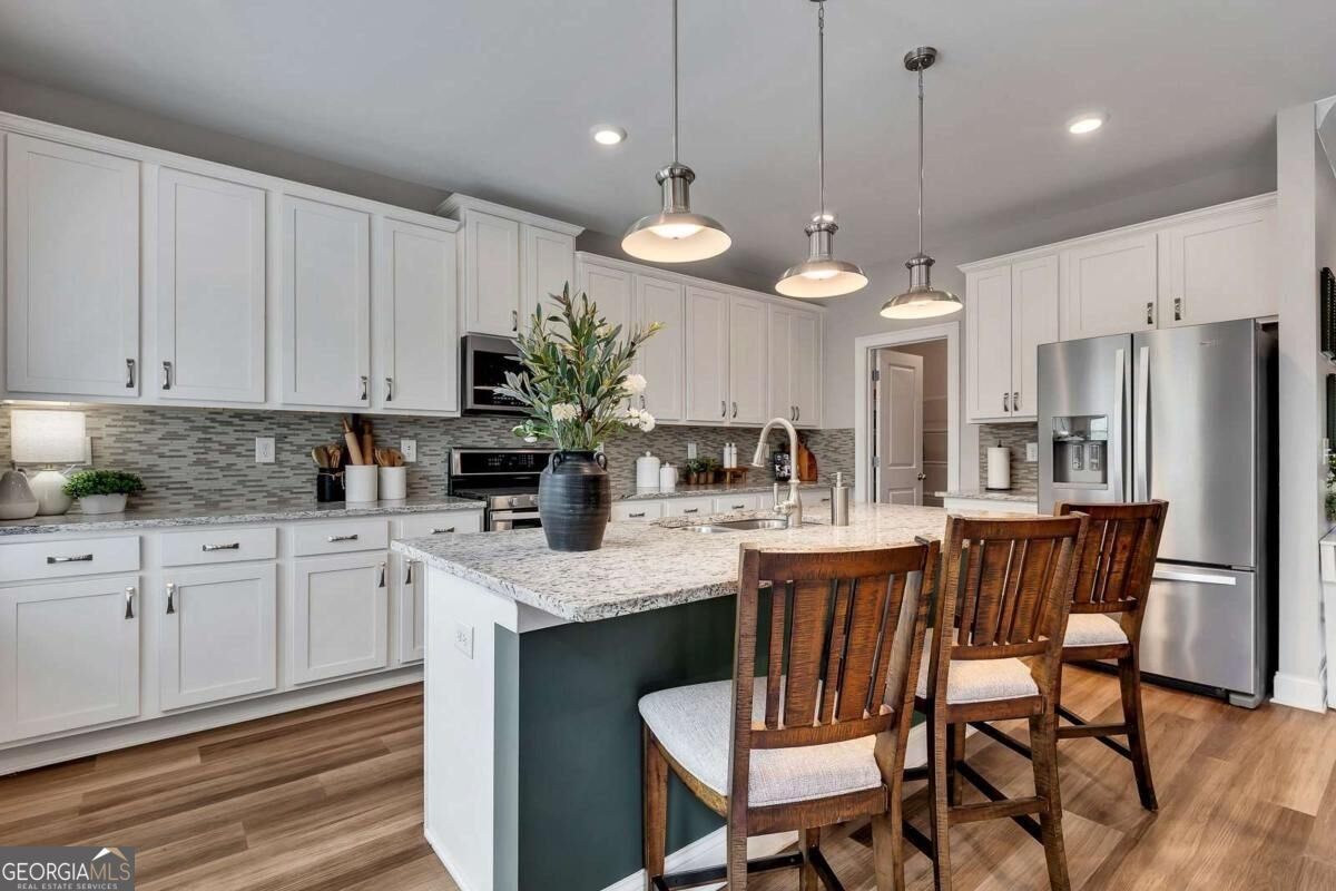 204 Meadows Court Woodstock - main photo