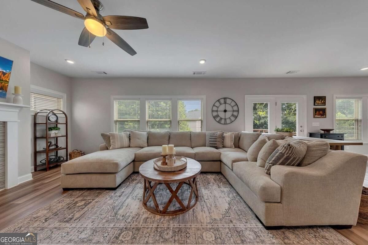 204 Meadows Court Woodstock - Photo 16