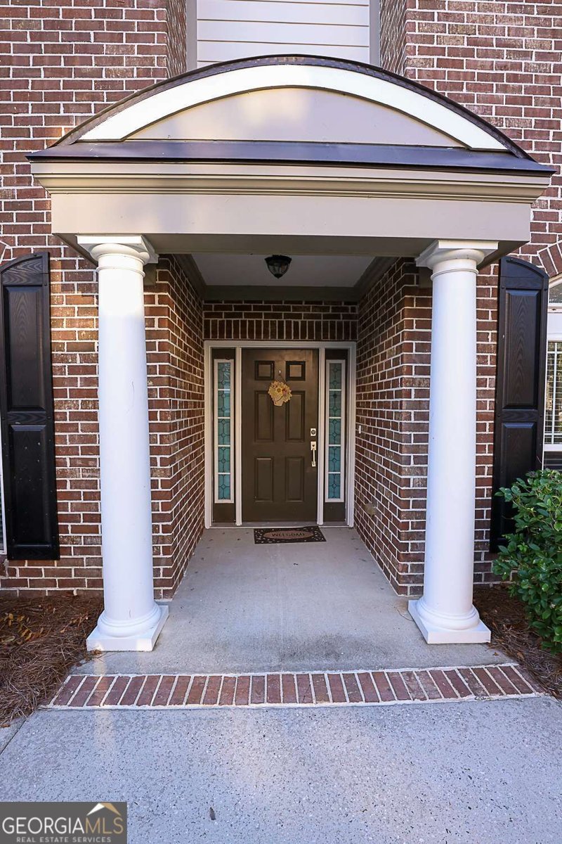1502 River Oaks Drive Richmond Hill - main photo