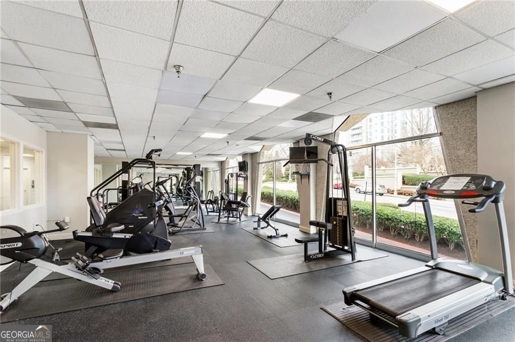 2479 Peachtree Road Road Atlanta - Photo 19