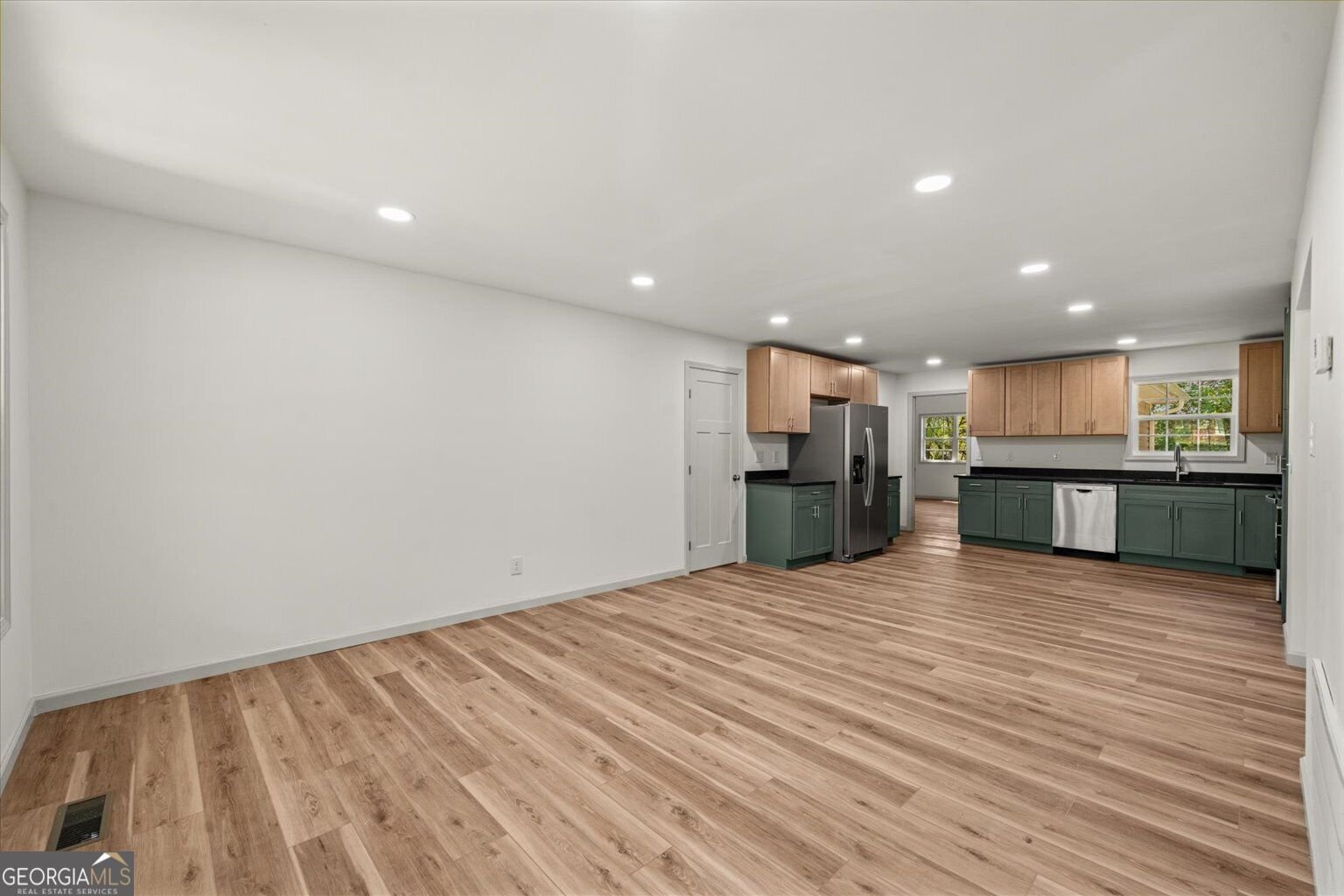 1421 Thrasher Drive Dalton - Photo 9