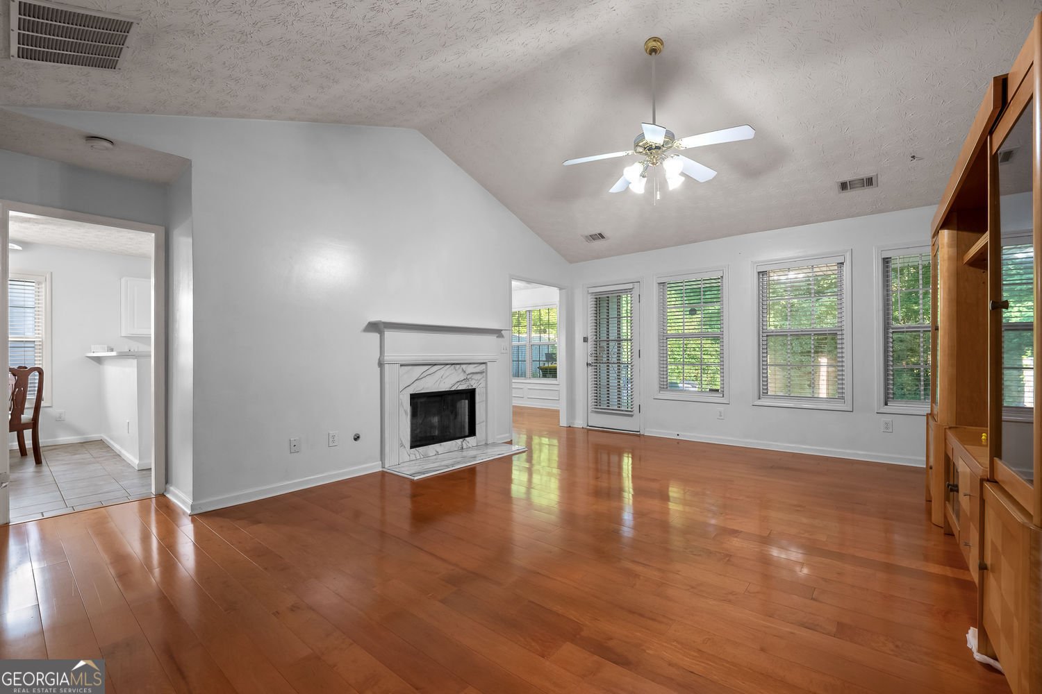 2260 Carlysle Cove Drive Lawrenceville - Photo 10