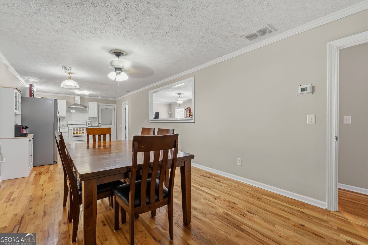 393 Greenleaf Court Lilburn - Photo 11