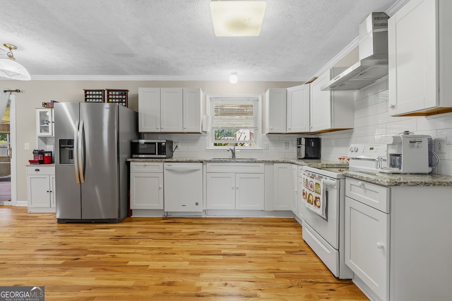 393 Greenleaf Court Lilburn - Photo 15