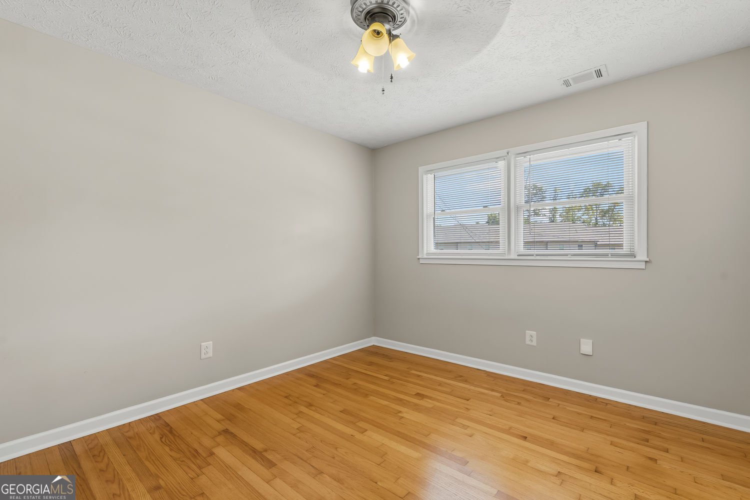 393 Greenleaf Court Lilburn - Photo 17