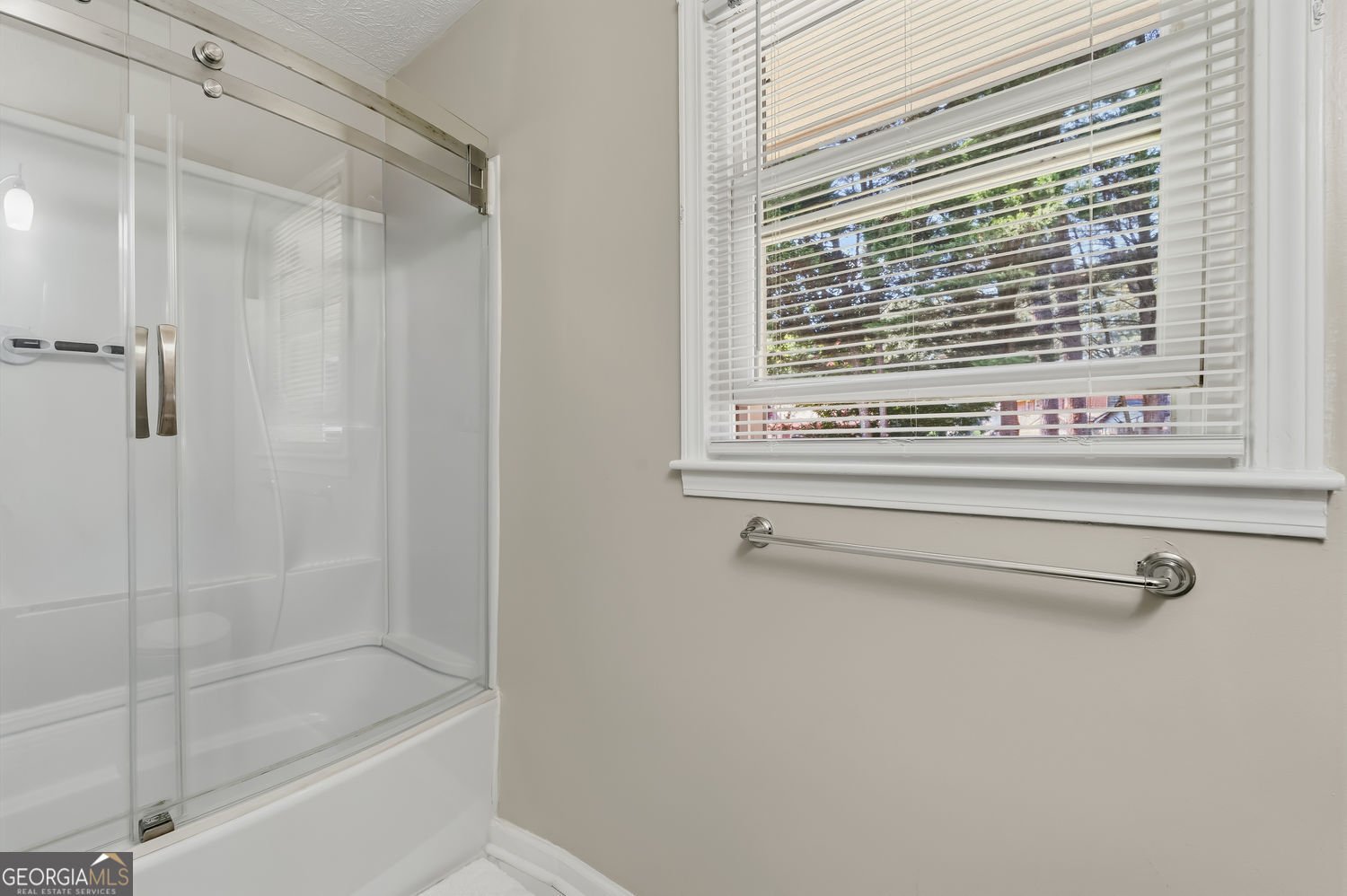 393 Greenleaf Court Lilburn - Photo 24