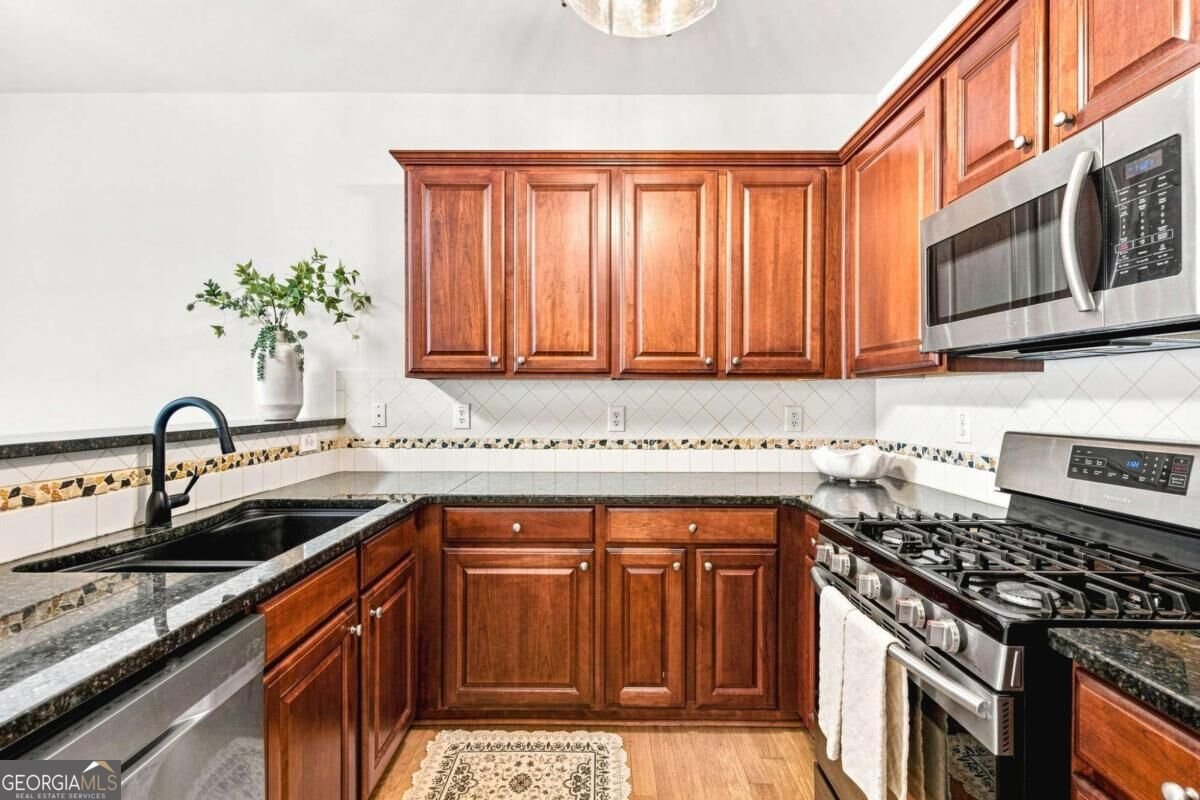 9820 Alger Trace Johns Creek - Photo 10